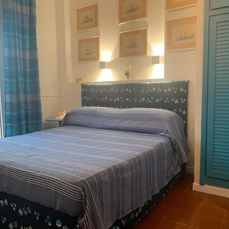 Hébergement de vacances Villino A 300 Mt Dal Mare - A Solo Un'ora Di Treno Dal Centro Di Roma